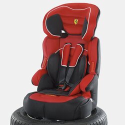 Kinder-Autositz "BeLine SP Ferrari" von OSANN
